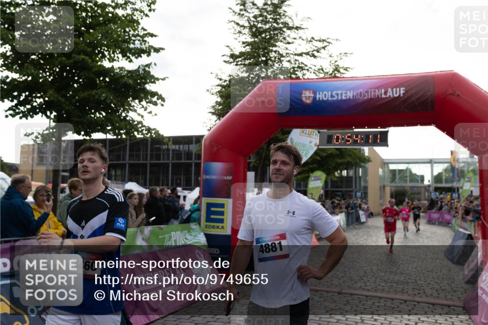12.06.2026 - Holstenköstenlauf Michael Strokosch http://msf.ph/oto/9749655 12.06.2026 19:54:27 Laufen 4460, 4881, 0, 54, 11 meine-sportfotos.de