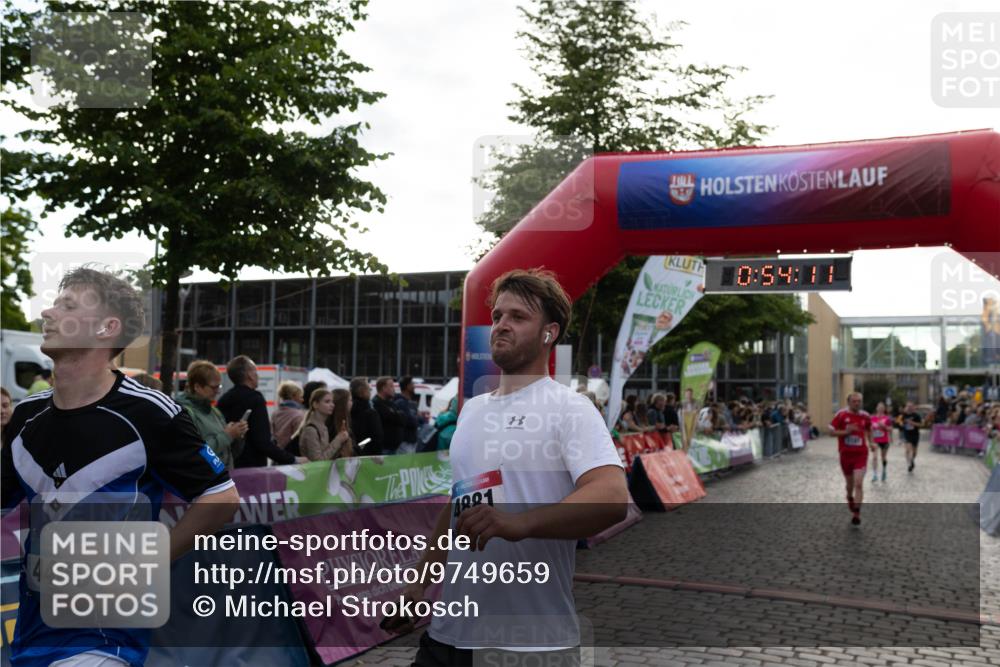 12.06.2026 - Holstenköstenlauf Michael Strokosch http://msf.ph/oto/9749659 12.06.2026 19:54:28 Laufen 4460, 4201, 0, 54, 11 meine-sportfotos.de