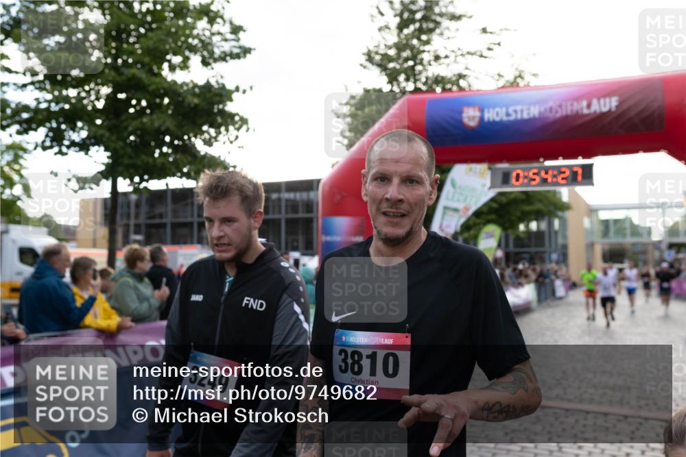 12.06.2026 - Holstenköstenlauf Michael Strokosch http://msf.ph/oto/9749682 12.06.2026 19:54:43 Laufen 0, 54, 27, 36, 3810, 4941, 3249 meine-sportfotos.de