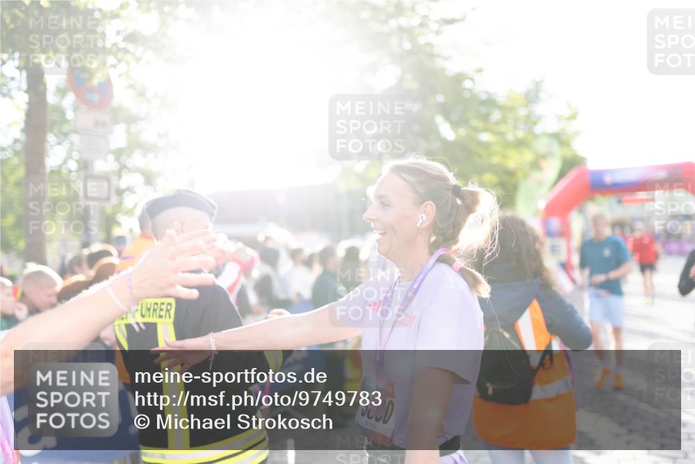 12.06.2026 - Holstenköstenlauf Michael Strokosch http://msf.ph/oto/9749783 12.06.2026 19:57:02 Laufen 3, 00, 36 meine-sportfotos.de