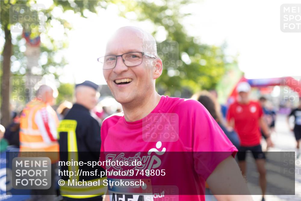 12.06.2026 - Holstenköstenlauf Michael Strokosch http://msf.ph/oto/9749805 12.06.2026 19:57:14 Laufen 20, 36 meine-sportfotos.de