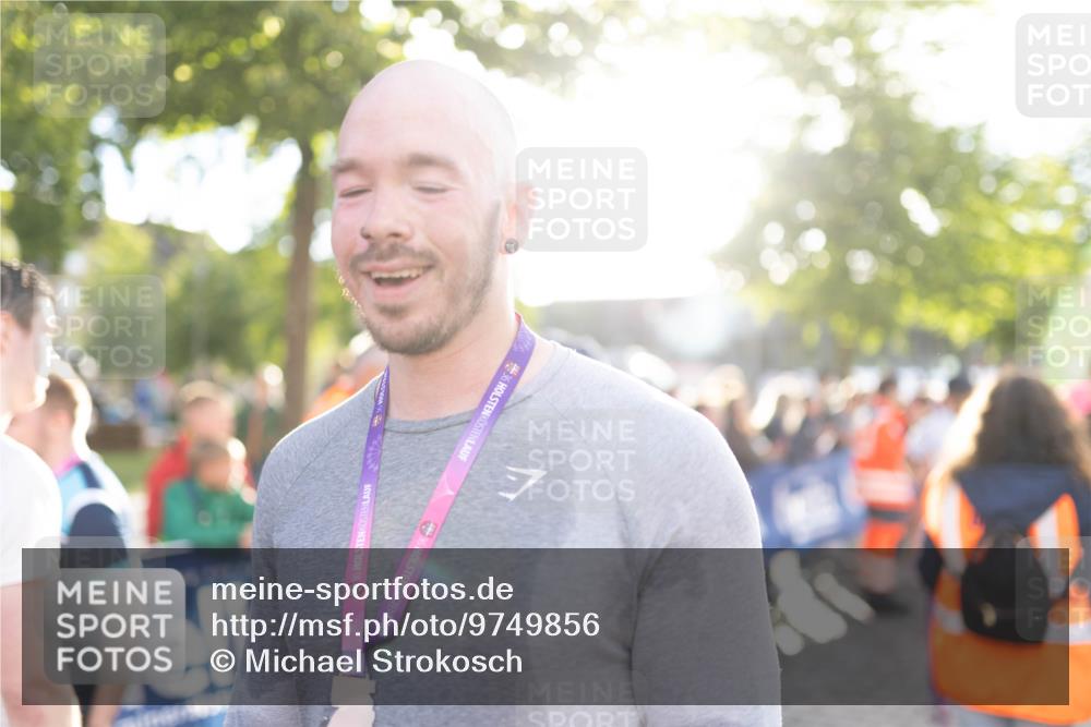 12.06.2026 - Holstenköstenlauf Michael Strokosch http://msf.ph/oto/9749856 12.06.2026 19:58:06 Laufen 36, 36, 36, 36 meine-sportfotos.de