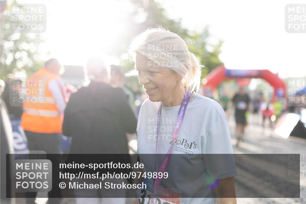 12.06.2026 - Holstenköstenlauf Michael Strokosch http://msf.ph/oto/9749899 12.06.2026 19:58:54 Laufen 36, 36, 36, 31 meine-sportfotos.de