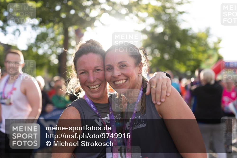 12.06.2026 - Holstenköstenlauf Michael Strokosch http://msf.ph/oto/9749916 12.06.2026 19:59:27 Laufen 36, 36, 36, 5 meine-sportfotos.de