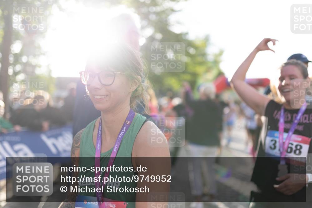 12.06.2026 - Holstenköstenlauf Michael Strokosch http://msf.ph/oto/9749952 12.06.2026 19:59:50 Laufen 36, 36, 36, 31168 meine-sportfotos.de