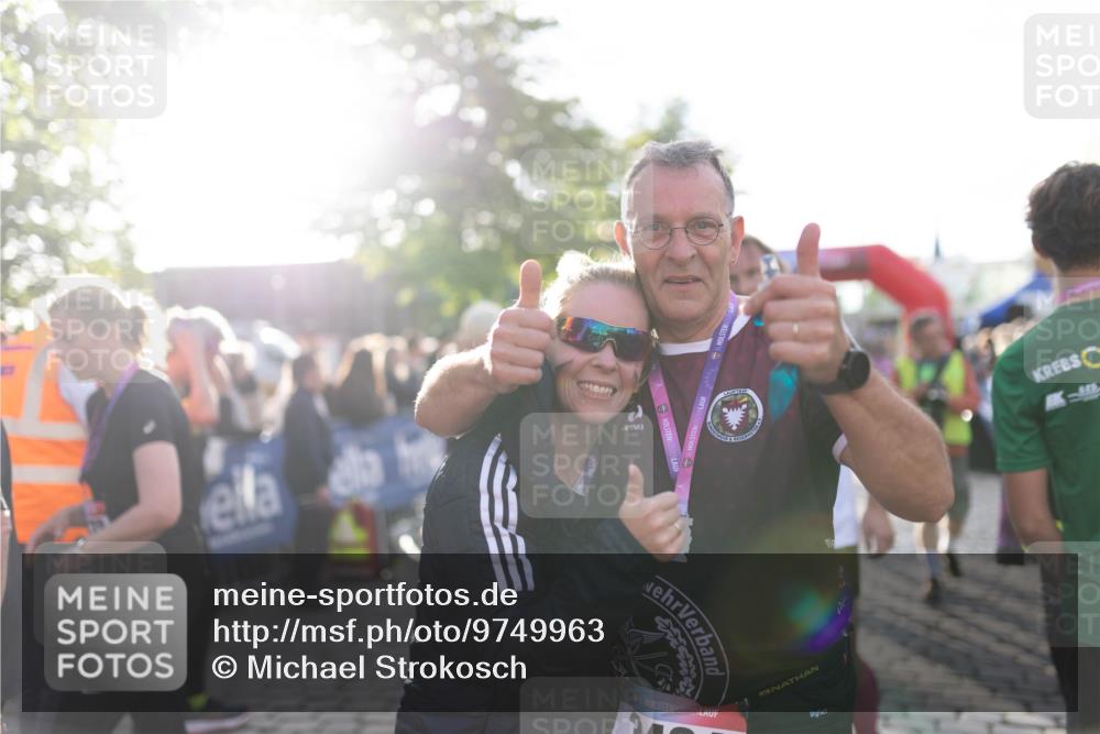 12.06.2026 - Holstenköstenlauf Michael Strokosch http://msf.ph/oto/9749963 12.06.2026 20:00:01 Laufen 35 meine-sportfotos.de