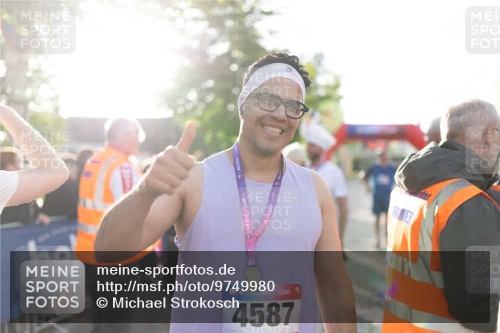 12.06.2026 - Holstenköstenlauf Michael Strokosch http://msf.ph/oto/9749980 12.06.2026 20:00:12 Laufen 36, 4587 meine-sportfotos.de