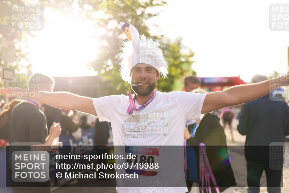 12.06.2026 - Holstenköstenlauf Michael Strokosch http://msf.ph/oto/9749988 12.06.2026 20:00:22 Laufen 36, 4180 meine-sportfotos.de