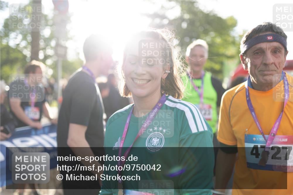 12.06.2026 - Holstenköstenlauf Michael Strokosch http://msf.ph/oto/9750042 12.06.2026 20:01:56 Laufen 36, 36, 4727 meine-sportfotos.de