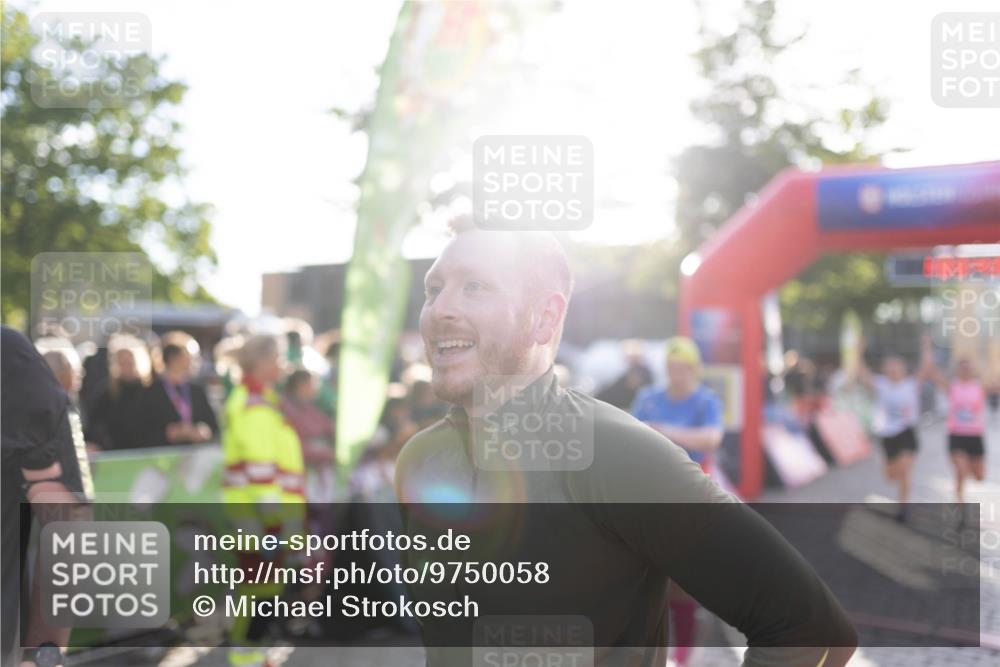 12.06.2026 - Holstenköstenlauf Michael Strokosch http://msf.ph/oto/9750058 12.06.2026 20:04:00 Laufen  meine-sportfotos.de