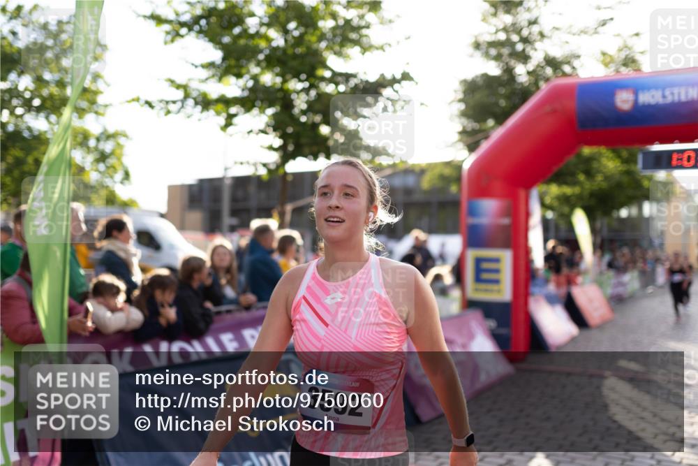 12.06.2026 - Holstenköstenlauf Michael Strokosch http://msf.ph/oto/9750060 12.06.2026 20:04:04 Laufen 36, 3592 meine-sportfotos.de