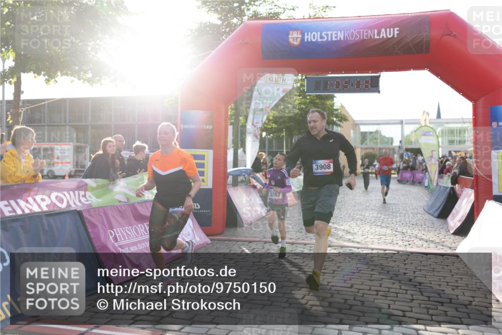 12.06.2026 - Holstenköstenlauf Michael Strokosch http://msf.ph/oto/9750150 12.06.2026 20:05:24 Laufen 75, 1, 09, 08, 3367, 3908 meine-sportfotos.de