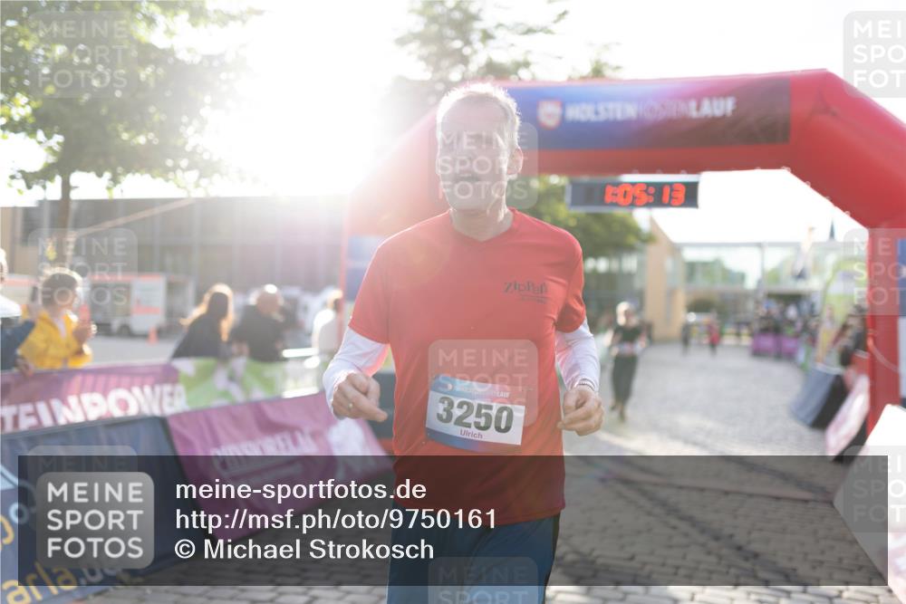 12.06.2026 - Holstenköstenlauf Michael Strokosch http://msf.ph/oto/9750161 12.06.2026 20:05:29 Laufen 36, 3250, 19 meine-sportfotos.de