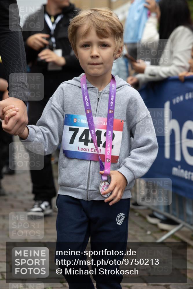 12.06.2026 - Holstenköstenlauf Michael Strokosch http://msf.ph/oto/9750213 12.06.2026 15:03:01 Laufen 36, 36, 7442, 36, 36, 12, 20 meine-sportfotos.de