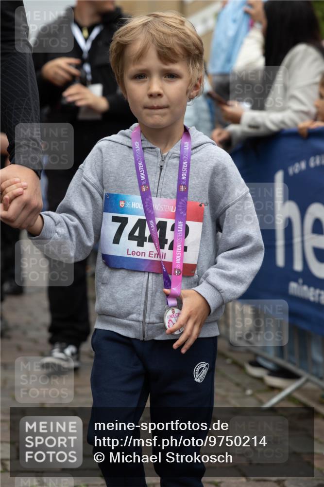 12.06.2026 - Holstenköstenlauf Michael Strokosch http://msf.ph/oto/9750214 12.06.2026 15:03:01 Laufen 36, 36, 36, 36, 74, 42, 36 meine-sportfotos.de