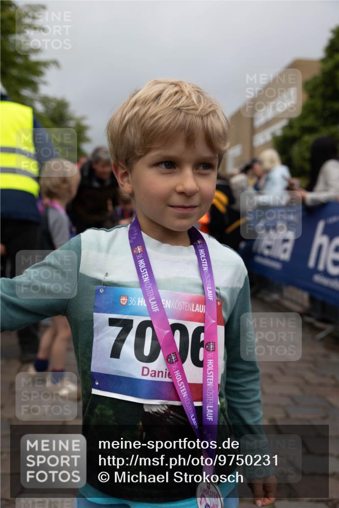 12.06.2026 - Holstenköstenlauf Michael Strokosch http://msf.ph/oto/9750231 12.06.2026 15:03:26 Laufen 36, 36, 36, 7006, 36, 36, 270 meine-sportfotos.de