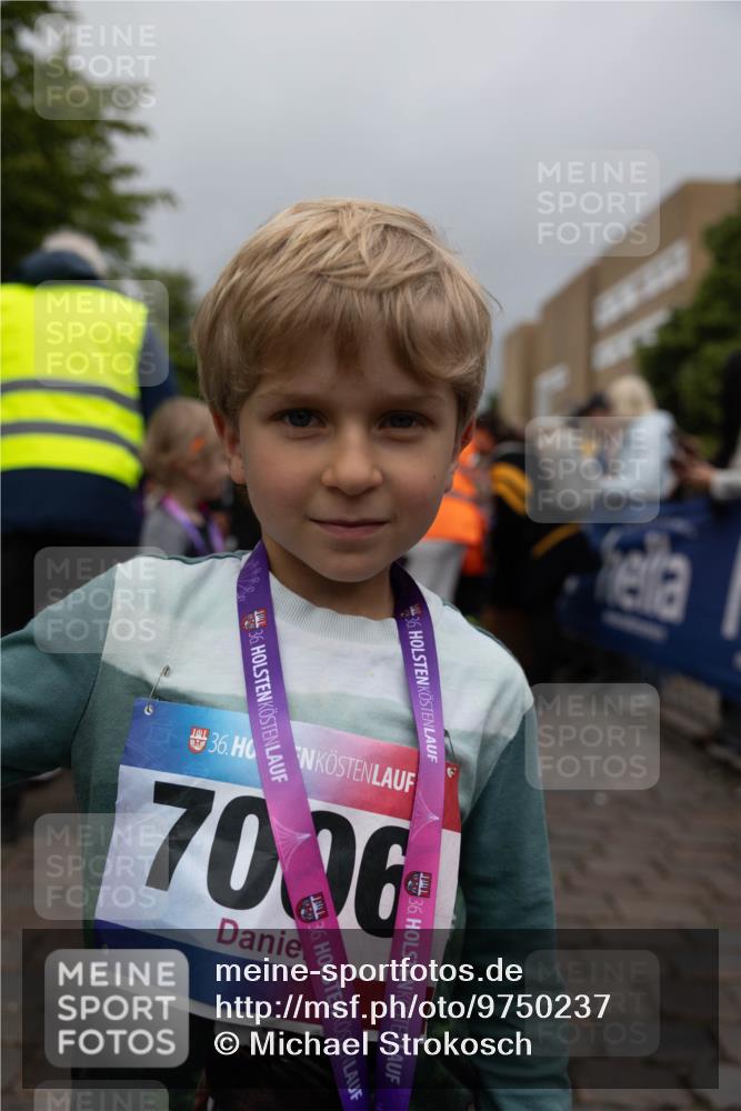 12.06.2026 - Holstenköstenlauf Michael Strokosch http://msf.ph/oto/9750237 12.06.2026 15:03:27 Laufen 6, 36, 36, 36, 7006, 5, 5 meine-sportfotos.de
