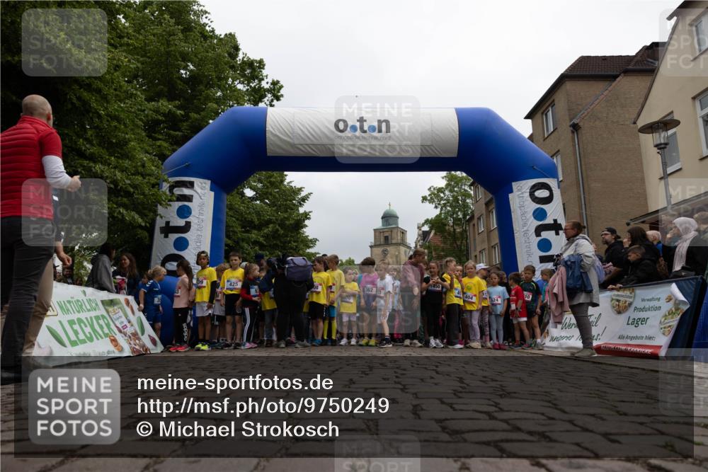 12.06.2026 - Holstenköstenlauf Michael Strokosch http://msf.ph/oto/9750249 12.06.2026 15:21:02 Laufen 450, 425, 362, 312, 404, 524, 10 meine-sportfotos.de