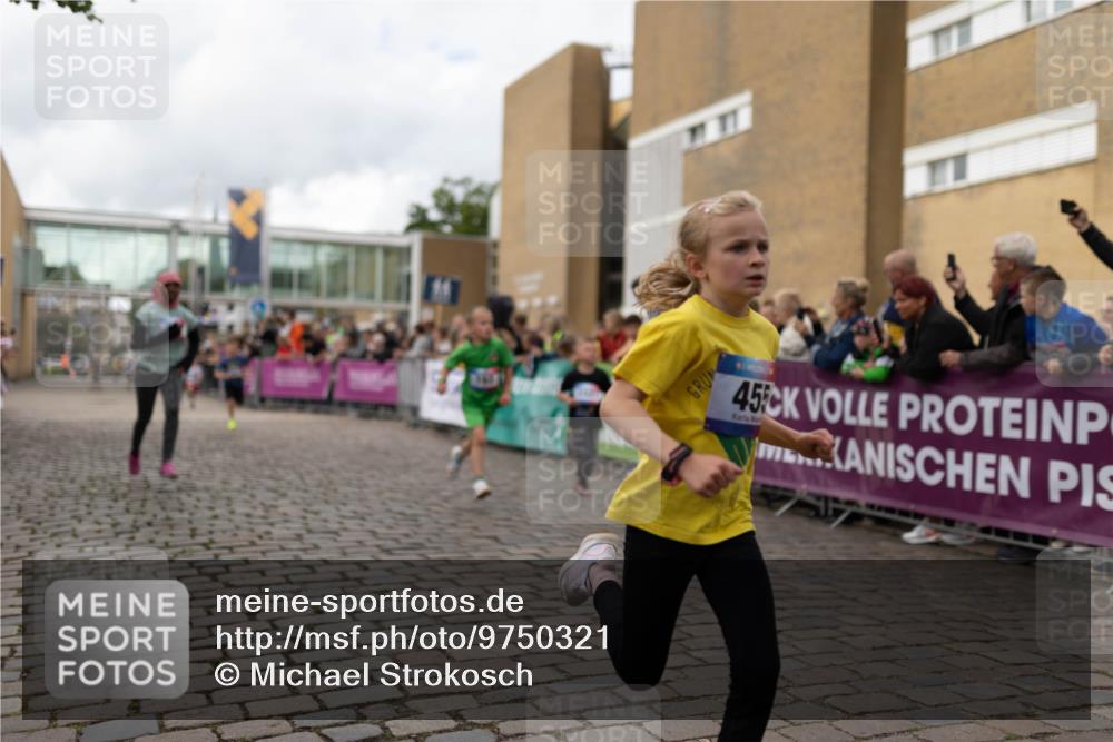 12.06.2026 - Holstenköstenlauf Michael Strokosch http://msf.ph/oto/9750321 12.06.2026 16:06:51 Laufen 45 meine-sportfotos.de