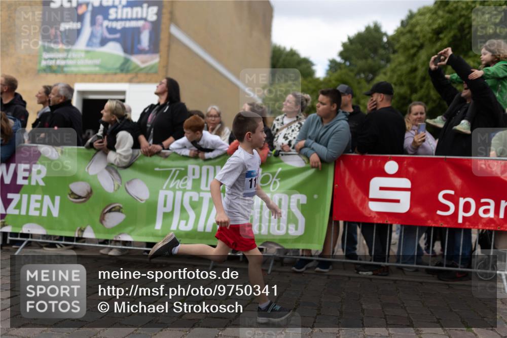 12.06.2026 - Holstenköstenlauf Michael Strokosch http://msf.ph/oto/9750341 12.06.2026 16:06:57 Laufen 06, 11 meine-sportfotos.de