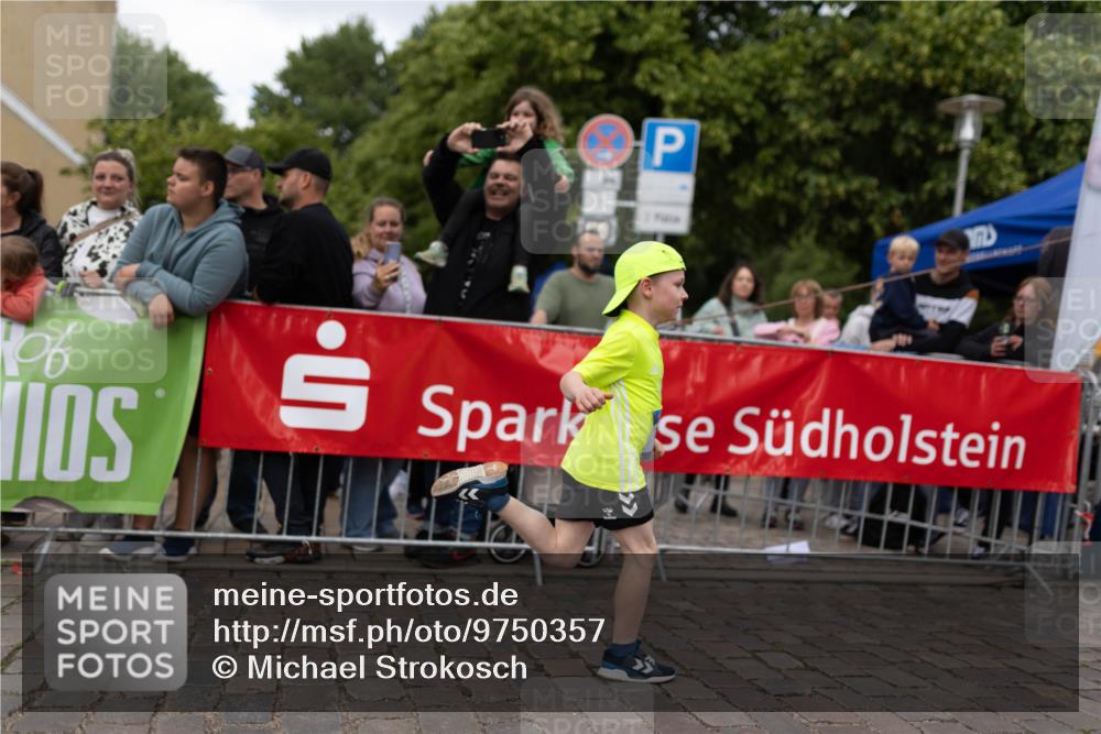 12.06.2026 - Holstenköstenlauf Michael Strokosch http://msf.ph/oto/9750357 12.06.2026 16:07:06 Laufen 06 meine-sportfotos.de