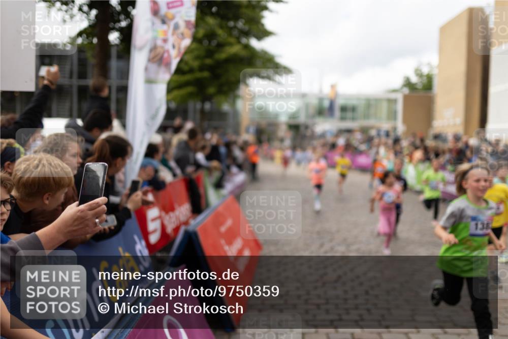12.06.2026 - Holstenköstenlauf Michael Strokosch http://msf.ph/oto/9750359 12.06.2026 16:07:52 Laufen  meine-sportfotos.de