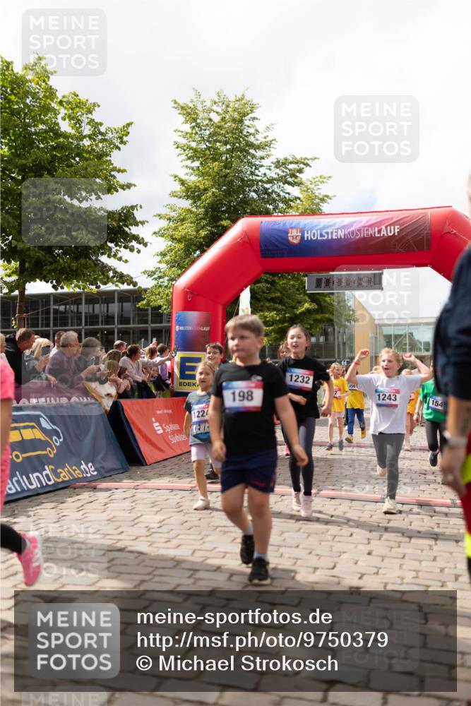 12.06.2026 - Holstenköstenlauf Michael Strokosch http://msf.ph/oto/9750379 12.06.2026 16:08:49 Laufen 1224, 198, 1232, 456, 1243, 154 meine-sportfotos.de