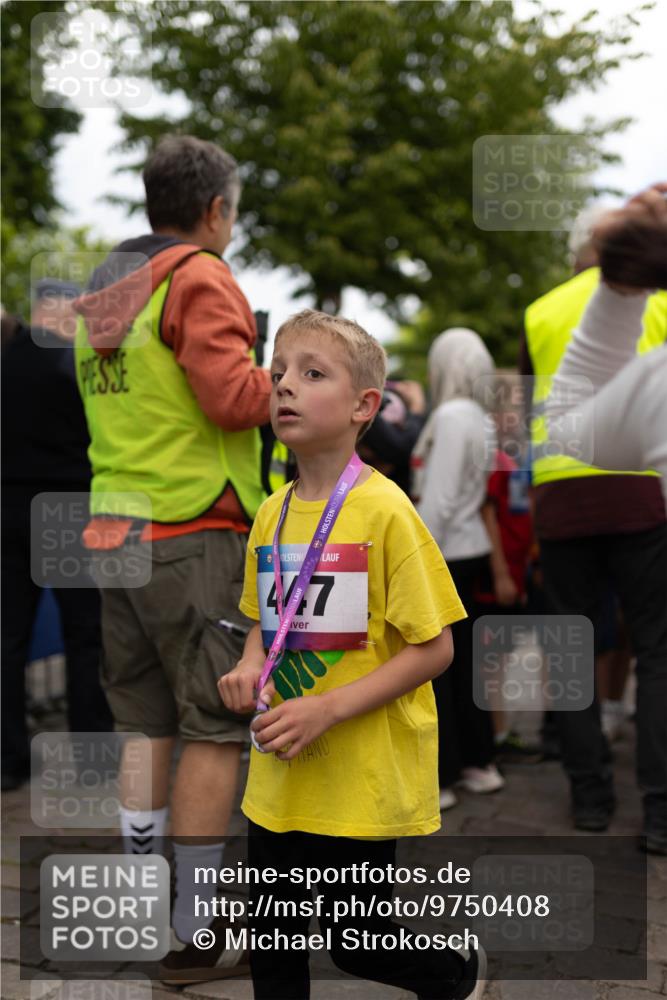 12.06.2026 - Holstenköstenlauf Michael Strokosch http://msf.ph/oto/9750408 12.06.2026 16:09:57 Laufen 36, 36, 477 meine-sportfotos.de