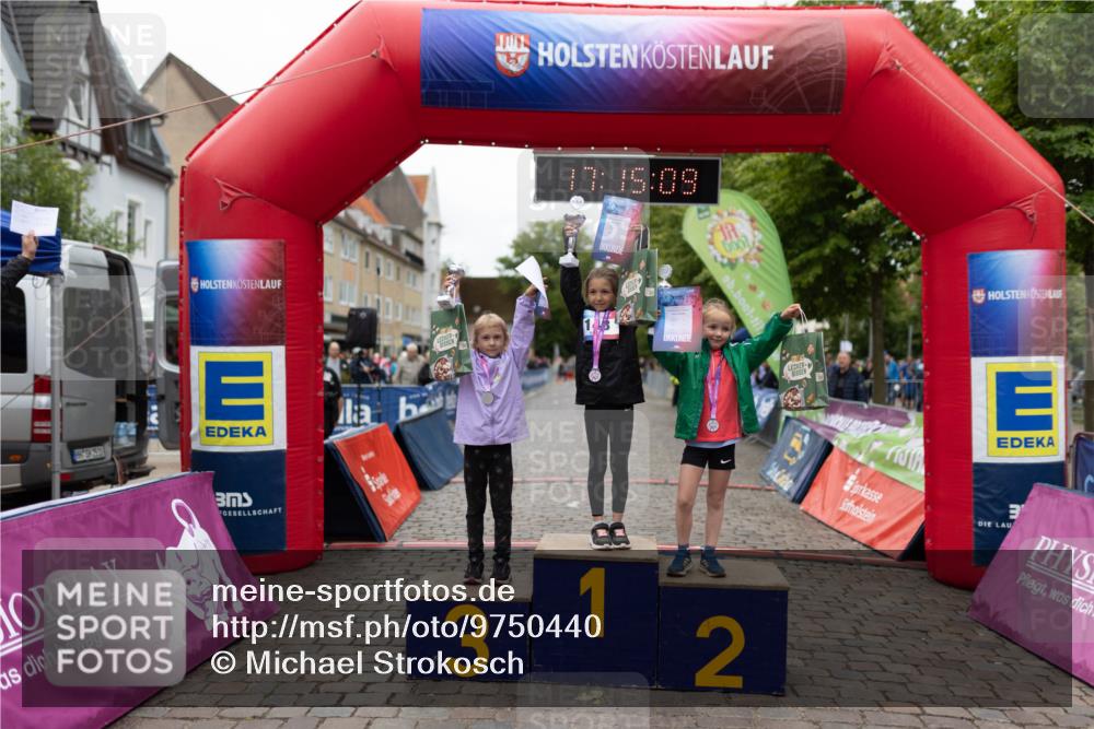 12.06.2026 - Holstenköstenlauf Michael Strokosch http://msf.ph/oto/9750440 12.06.2026 17:15:26 Laufen 187, 35, 09, 600, 1, 3, 1, 2, 3 meine-sportfotos.de