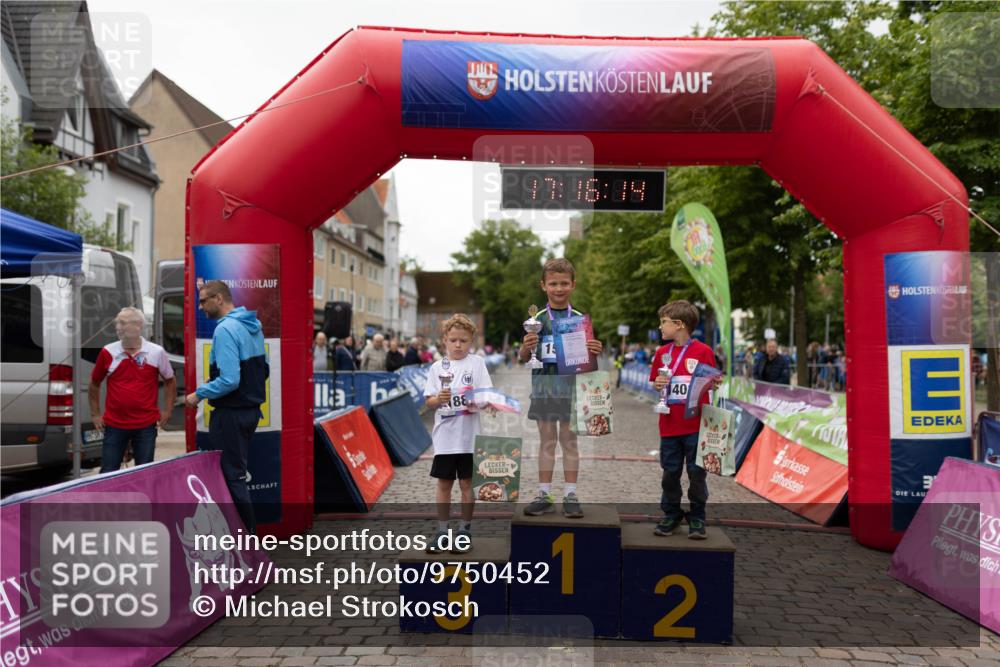 12.06.2026 - Holstenköstenlauf Michael Strokosch http://msf.ph/oto/9750452 12.06.2026 17:16:30 Laufen 88, 07, 38, 39, 1, 40, 3, 1, 2 meine-sportfotos.de