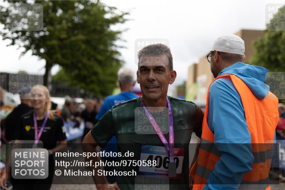 12.06.2026 - Holstenköstenlauf Michael Strokosch http://msf.ph/oto/9750588 12.06.2026 17:53:37 Laufen 4250, 36, 36, 406 meine-sportfotos.de