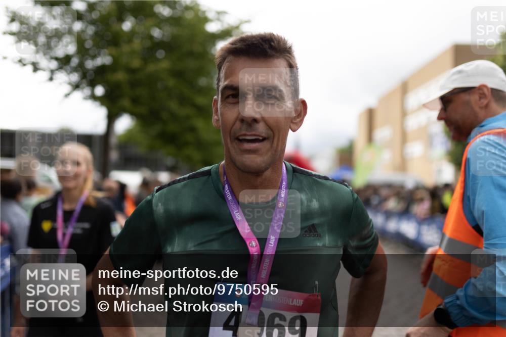 12.06.2026 - Holstenköstenlauf Michael Strokosch http://msf.ph/oto/9750595 12.06.2026 17:53:37 Laufen 36, 36, 36, 4969 meine-sportfotos.de