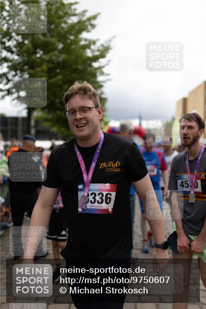 12.06.2026 - Holstenköstenlauf Michael Strokosch http://msf.ph/oto/9750607 12.06.2026 17:54:33 Laufen 336, 450 meine-sportfotos.de