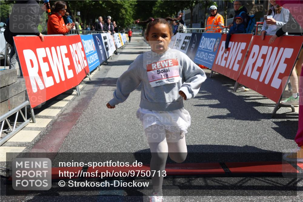 14.06.2026 - REWE Women's Run Strokosch-Dieckow http://msf.ph/oto/9750713 14.06.2026 11:39:45 Ziel 118 meine-sportfotos.de