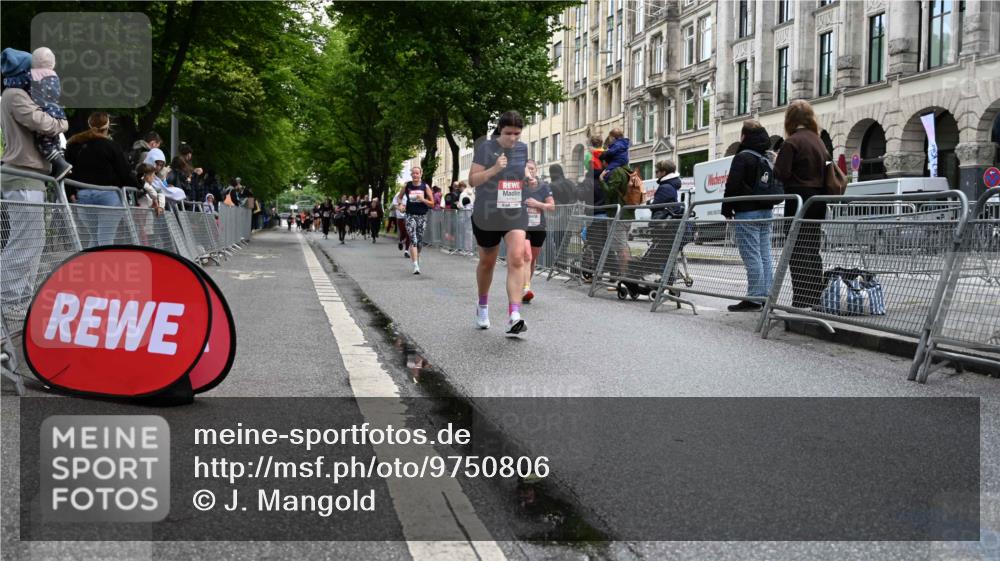 14.06.2026 - REWE Women's Run J. Mangold http://msf.ph/oto/9750806 14.06.2026 10:02:45 Ziel 10224, 11350, 11523 meine-sportfotos.de