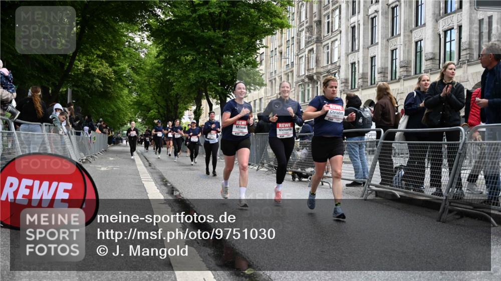 14.06.2026 - REWE Women's Run J. Mangold http://msf.ph/oto/9751030 14.06.2026 10:03:40 Ziel 10011, 10013, 10227, 10368, 10415, 10476, 10603, 10900, 11080 meine-sportfotos.de