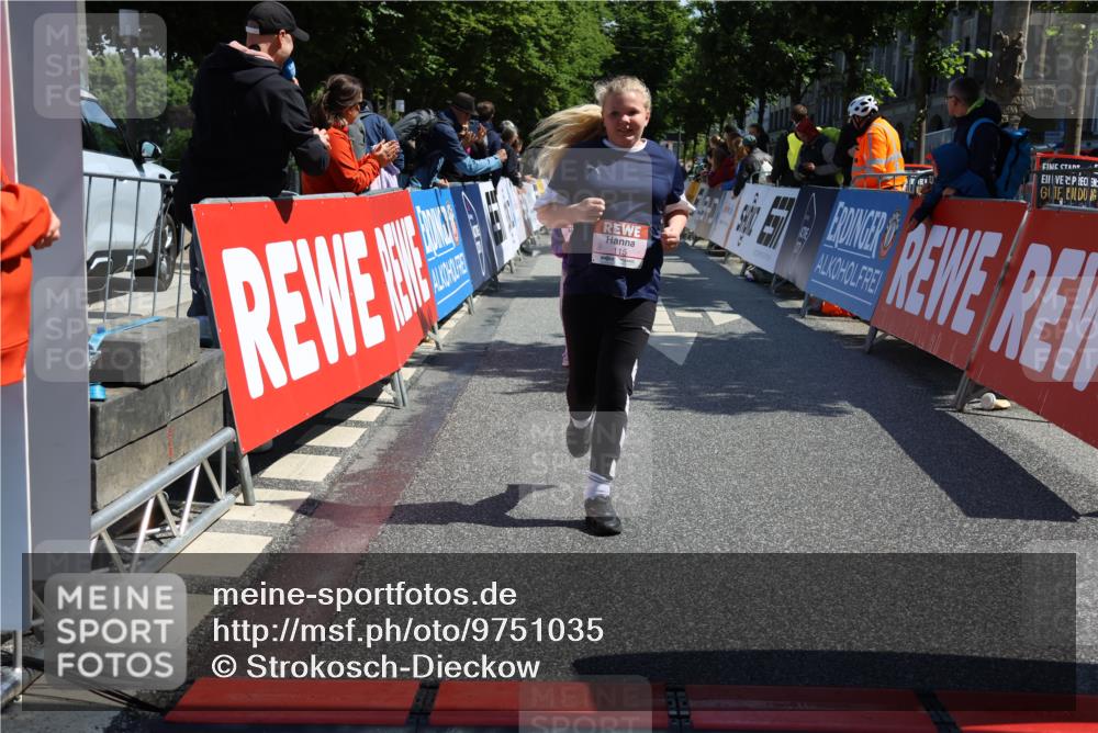 14.06.2026 - REWE Women's Run Strokosch-Dieckow http://msf.ph/oto/9751035 14.06.2026 11:39:12 Ziel 115, 147, 202, 236, 287 meine-sportfotos.de