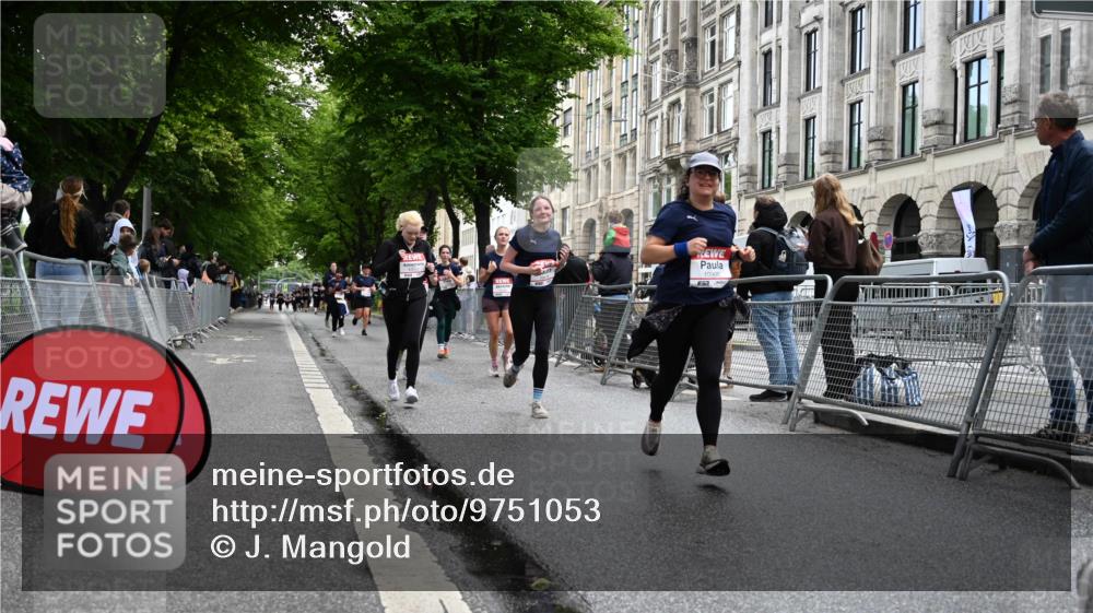 14.06.2026 - REWE Women's Run J. Mangold http://msf.ph/oto/9751053 14.06.2026 10:03:45 Ziel 10227, 10276, 10301, 10368, 10415, 10448, 10476, 10603, 10900, 11080, 11333 meine-sportfotos.de