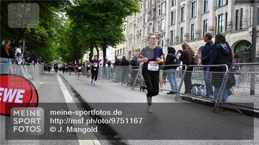 14.06.2026 - REWE Women's Run J. Mangold http://msf.ph/oto/9751167 14.06.2026 10:04:01 Ziel 10544, 10656, 10660, 10974, 11037, 11279, 11338, 11534 meine-sportfotos.de