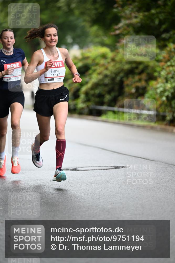 14.06.2026 - REWE Women's Run Dr. Thomas Lammeyer http://msf.ph/oto/9751194 14.06.2026 09:12:48 Laufen 11507, 51, 11517, 57 meine-sportfotos.de