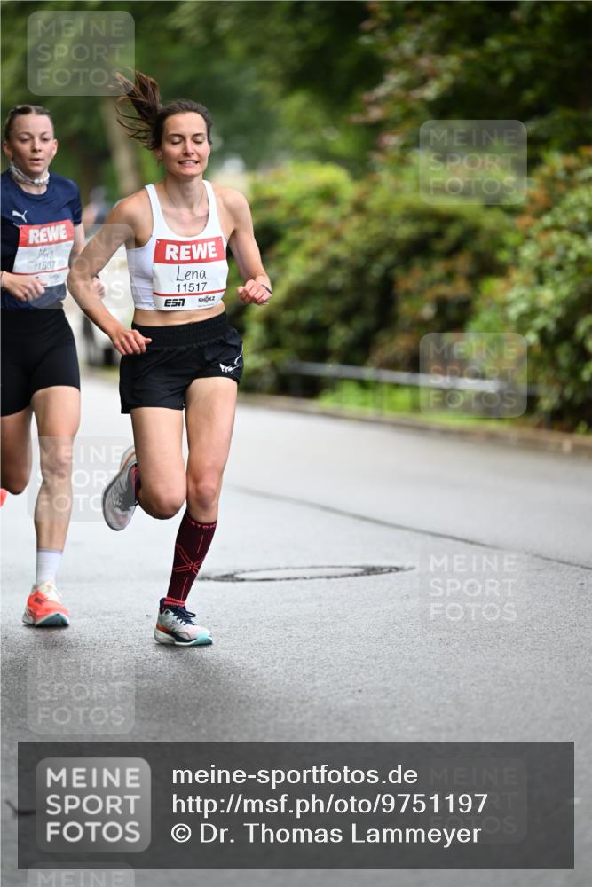 14.06.2026 - REWE Women's Run Dr. Thomas Lammeyer http://msf.ph/oto/9751197 14.06.2026 09:12:48 Laufen 11507, 11517 meine-sportfotos.de