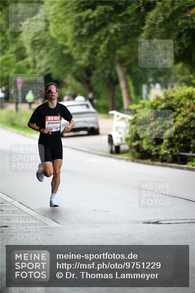 14.06.2026 - REWE Women's Run Dr. Thomas Lammeyer http://msf.ph/oto/9751229 14.06.2026 09:12:55 Laufen 11471 meine-sportfotos.de