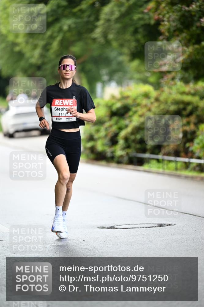 14.06.2026 - REWE Women's Run Dr. Thomas Lammeyer http://msf.ph/oto/9751250 14.06.2026 09:12:56 Laufen 11471, 57 meine-sportfotos.de