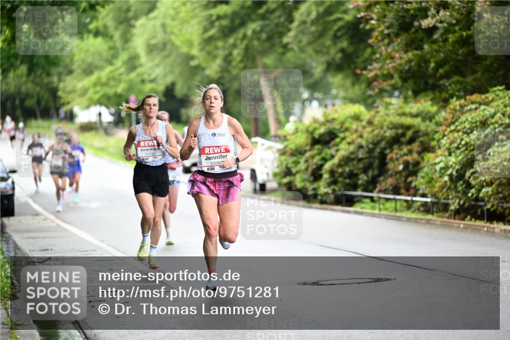 14.06.2026 - REWE Women's Run Dr. Thomas Lammeyer http://msf.ph/oto/9751281 14.06.2026 09:13:19 Laufen 11126, 10080 meine-sportfotos.de