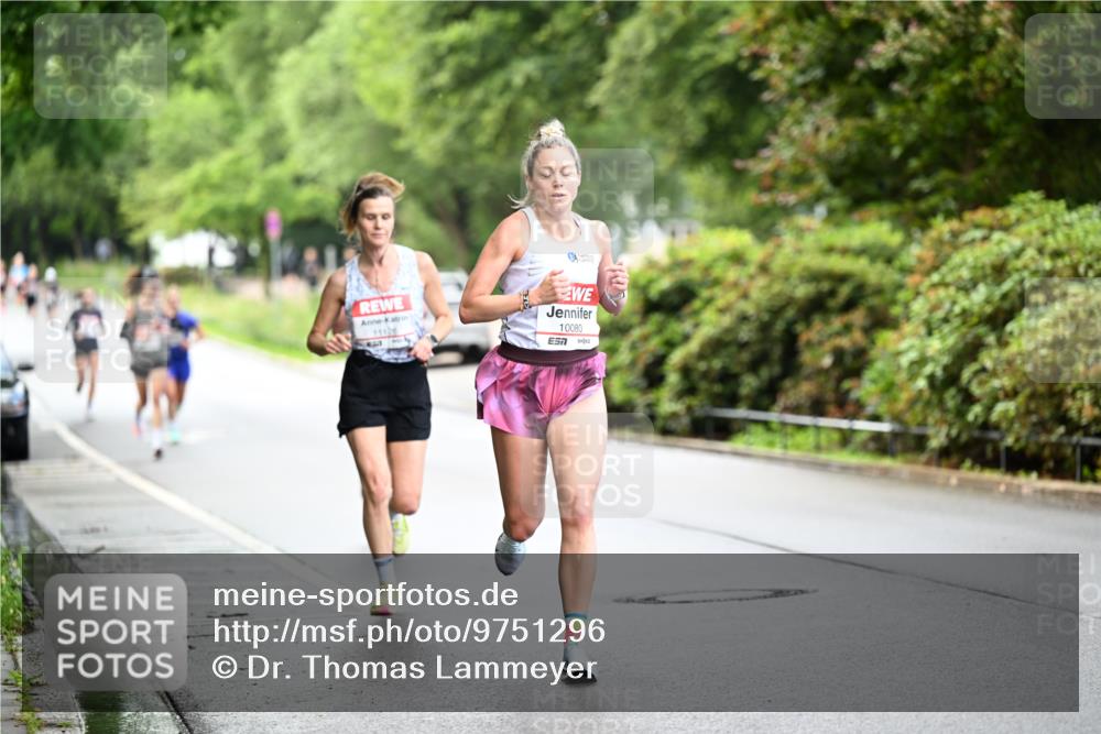 14.06.2026 - REWE Women's Run Dr. Thomas Lammeyer http://msf.ph/oto/9751296 14.06.2026 09:13:20 Laufen 11126, 631, 10080 meine-sportfotos.de