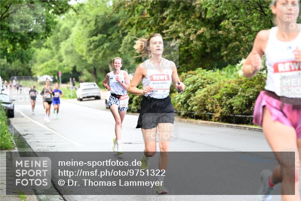 14.06.2026 - REWE Women's Run Dr. Thomas Lammeyer http://msf.ph/oto/9751322 14.06.2026 09:13:22 Laufen 7, 11126 meine-sportfotos.de