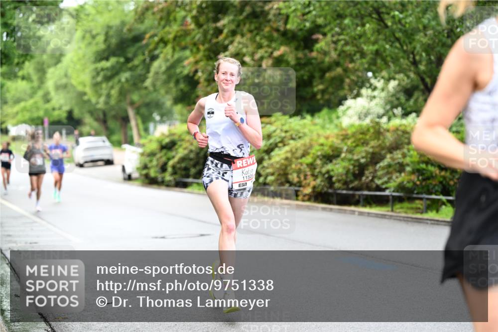 14.06.2026 - REWE Women's Run Dr. Thomas Lammeyer http://msf.ph/oto/9751338 14.06.2026 09:13:24 Laufen 1150, 57 meine-sportfotos.de