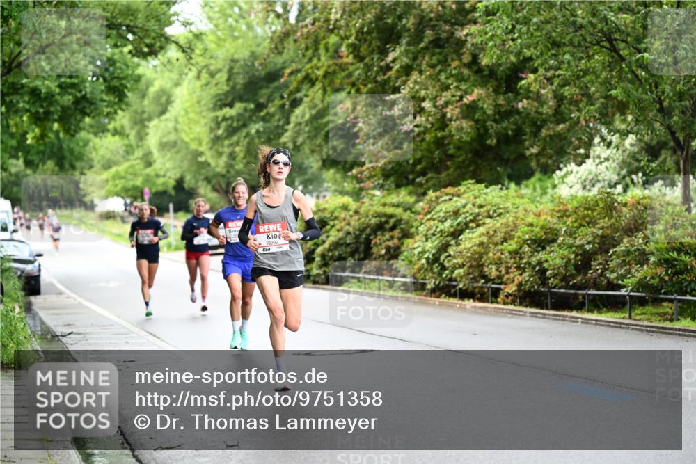14.06.2026 - REWE Women's Run Dr. Thomas Lammeyer http://msf.ph/oto/9751358 14.06.2026 09:13:27 Laufen 10992, 7 meine-sportfotos.de