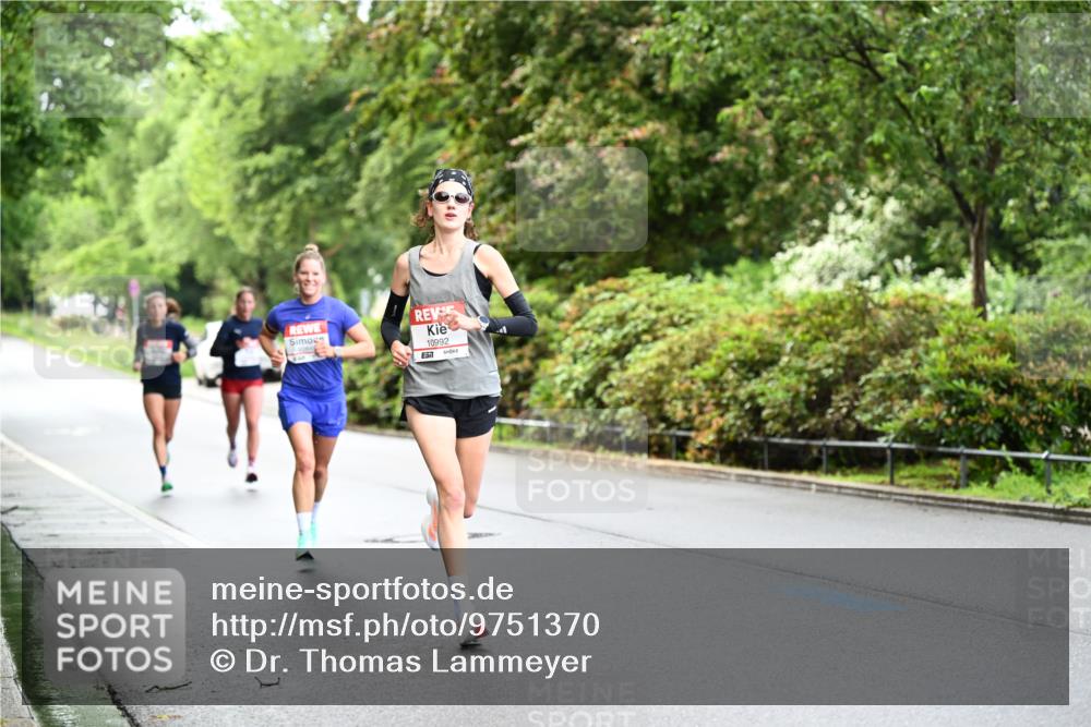 14.06.2026 - REWE Women's Run Dr. Thomas Lammeyer http://msf.ph/oto/9751370 14.06.2026 09:13:28 Laufen 10992, 657 meine-sportfotos.de