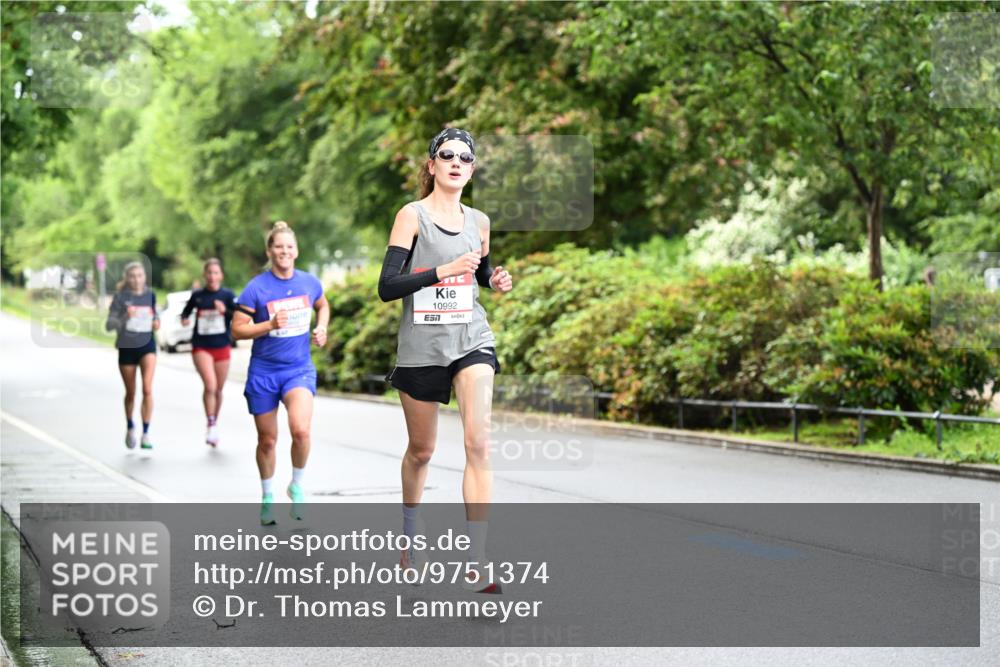14.06.2026 - REWE Women's Run Dr. Thomas Lammeyer http://msf.ph/oto/9751374 14.06.2026 09:13:28 Laufen 10992 meine-sportfotos.de